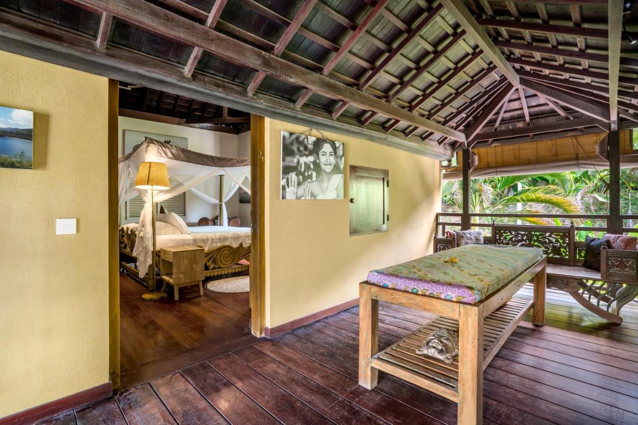 Lautan Kupu - Kupu Villas Kuta  Exterior photo