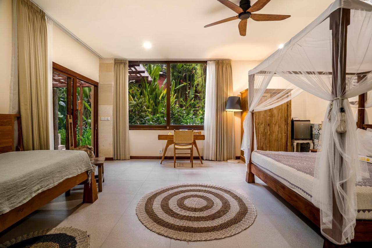 Lautan Kupu - Kupu Villas Kuta  Exterior photo